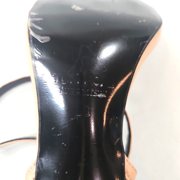 Tom Ford Neutral Padlock Heels Size 38 - Picture 7 of 11